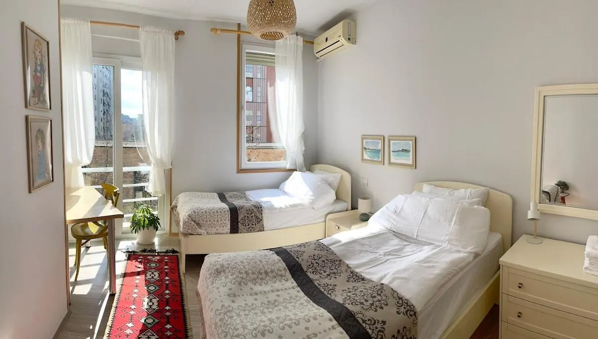 Capital Apartment تيرانا